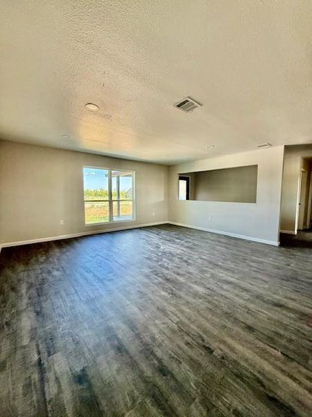 Image 33 of a home in .