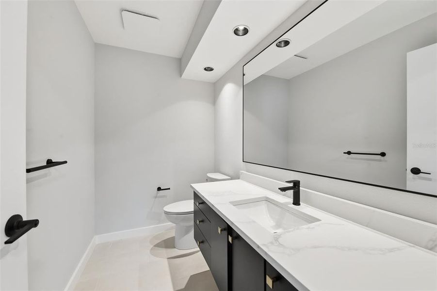 Furnished interior view inside a new home in , Sarasota (Image 10).