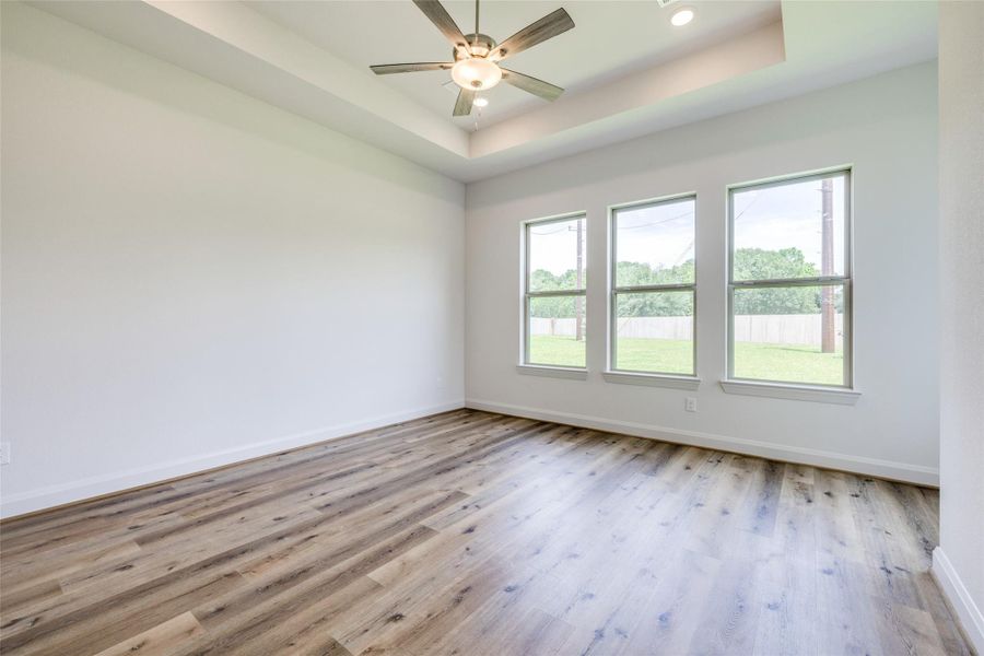 Spacious, unfurnished interior of a new home in , Sealy (Image 21).
