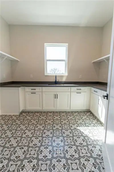 Spacious, unfurnished interior of a new home in City Homes - South Tampa, Tampa (Image 11).