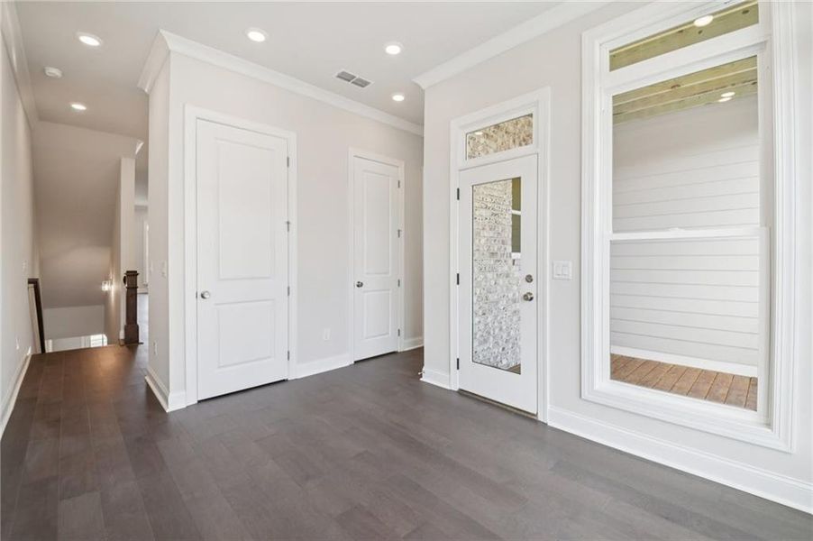 Spacious, unfurnished interior of a new home in Ward's Crossing Townhomes, Johns Creek (Image 26).