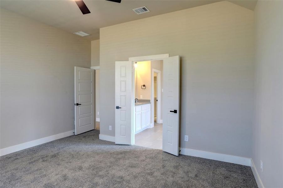 Spacious, unfurnished interior of a new home in , Josephine (Image 23).