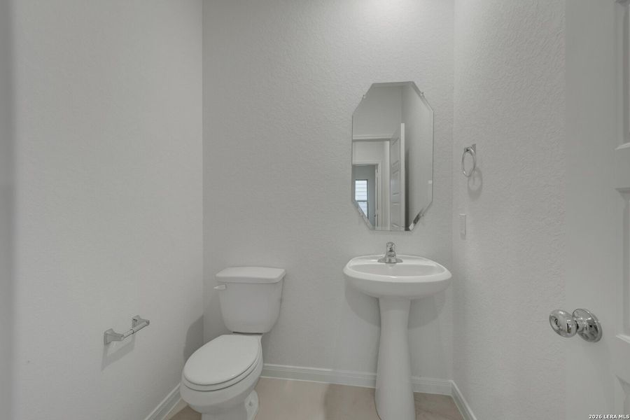 Furnished interior view inside a new home in Park Place, New Braunfels (Image 7).