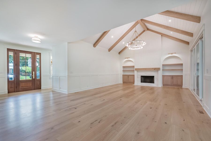 Spacious, unfurnished interior of a new home in , Mount Pleasant (Image 46).