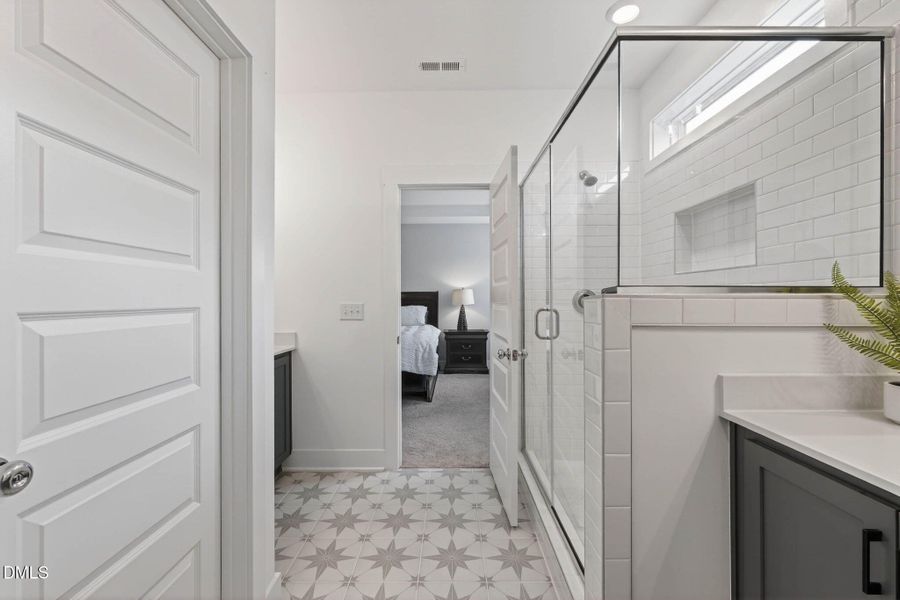 50-web-or-mls-IMG_0244 50-web-or-mls-IMG_0244