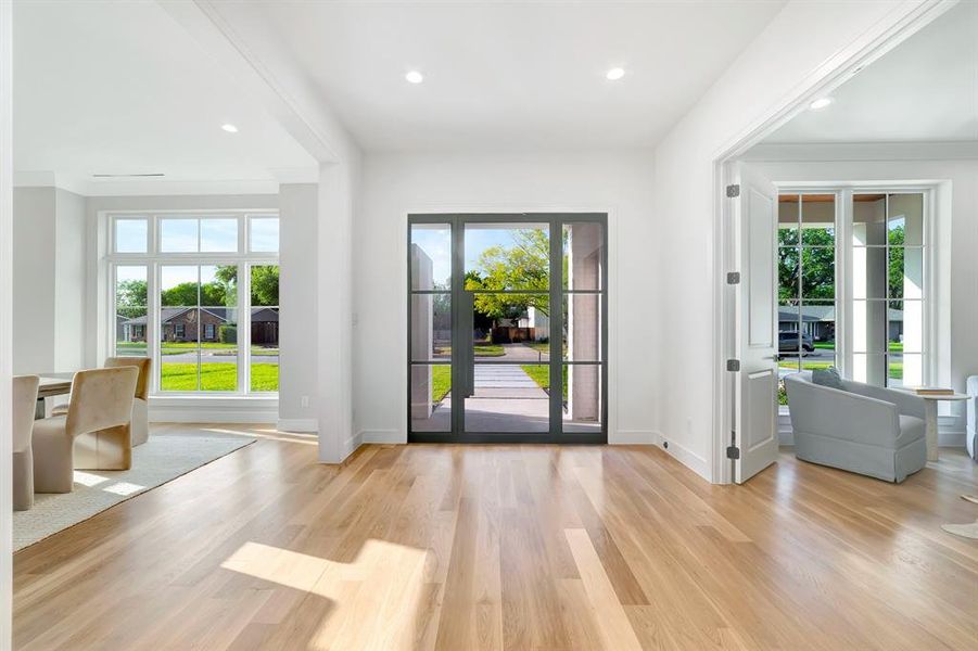 Spacious, unfurnished interior of a new home in , Dallas (Image 22).