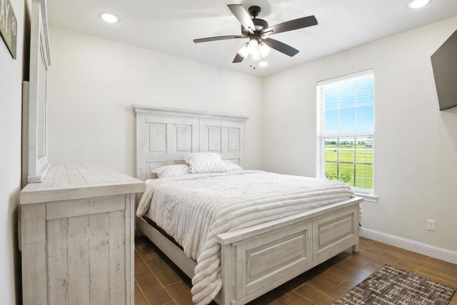 Furnished interior view inside a new home in , Bryan (Image 14).