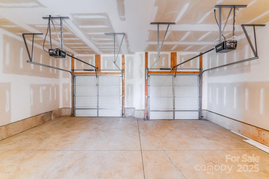 Spacious, unfurnished interior of a new home in , Statesville (Image 27). Spacious, unfurnished interior of a new home in , Statesville (Image 27).