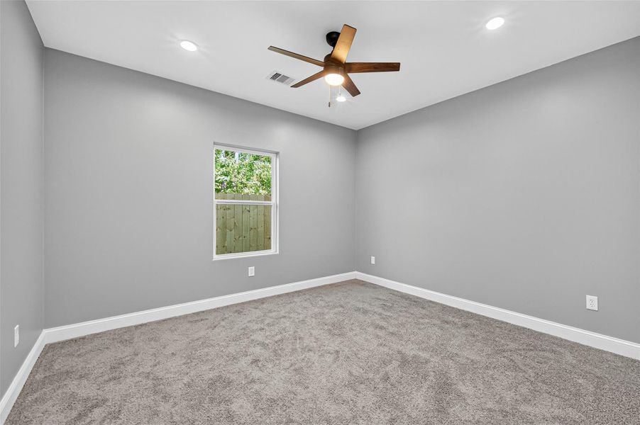 Spacious, unfurnished interior of a new home in , Cleveland (Image 27).