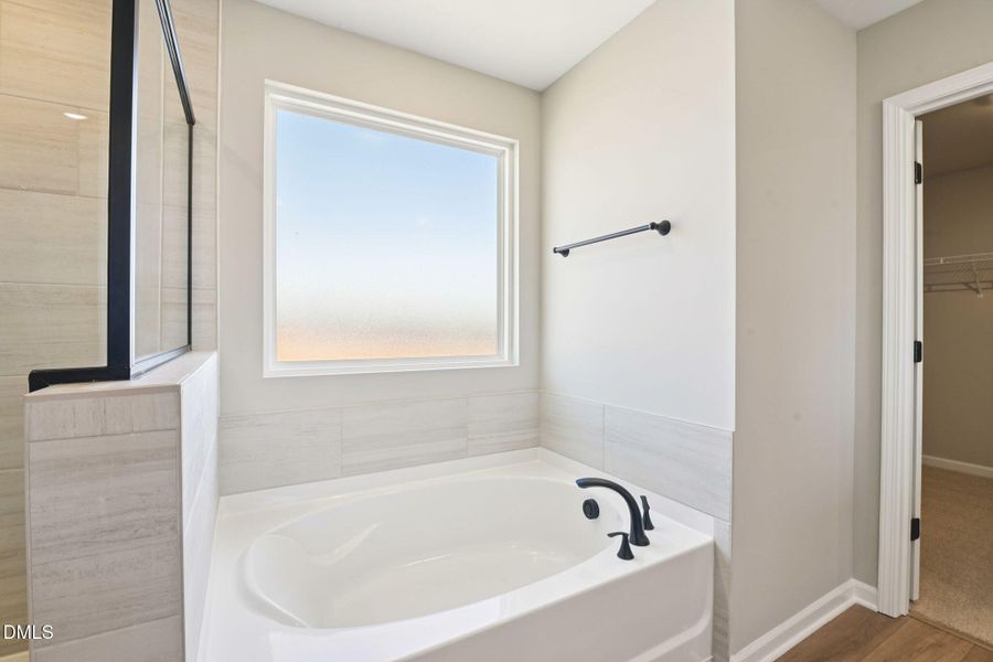27 - Primary Bath