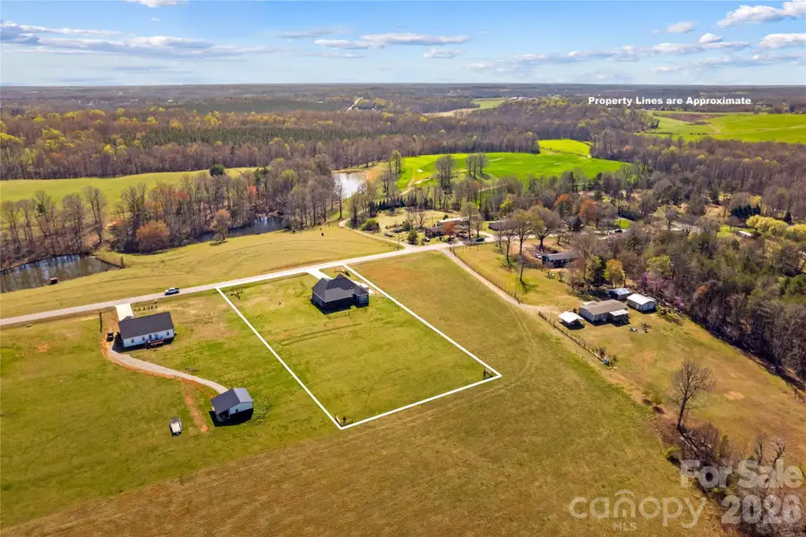 Image 47 of a home in . Image 47 of a home in .