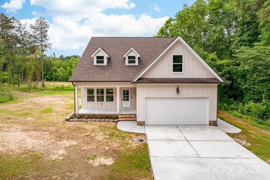 Front exterior of a new home in , Catawba, NC, highlighting curb appeal (Image 19). Front exterior of a new home in , Catawba, NC, highlighting curb appeal (Image 19).