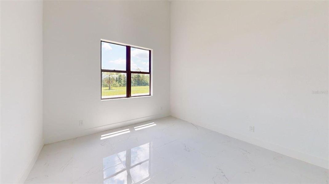 Spacious, unfurnished interior of a new home in , Punta Gorda (Image 20).