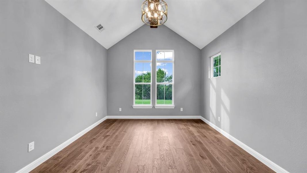 Spacious, unfurnished interior of a new home in Oak Water Ranch, Granbury (Image 33).