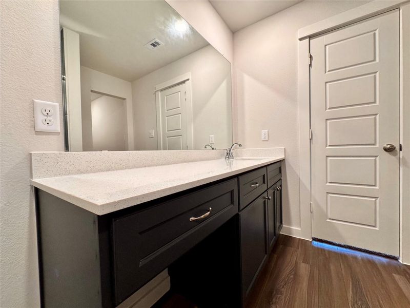 Furnished interior view inside a new home in Santa Fe, Cleveland (Image 9).