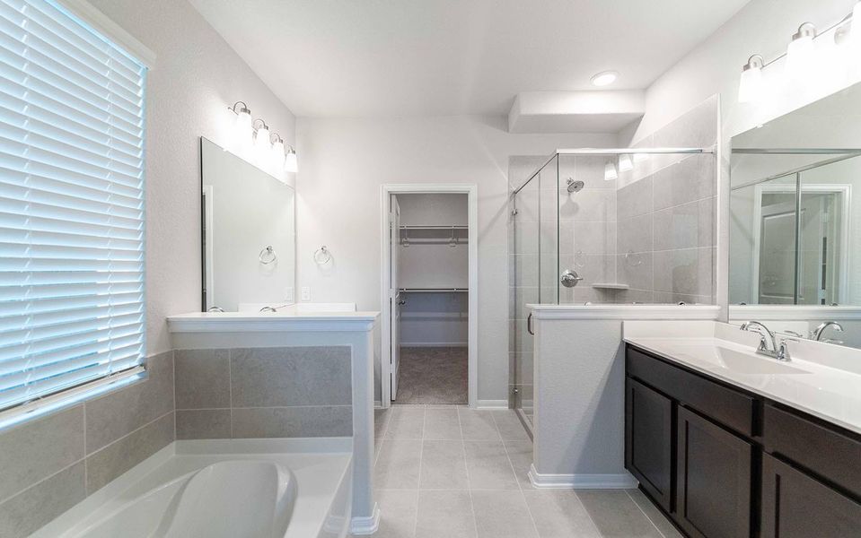 Furnished interior view inside a new home in Lago Mar, Texas City (Image 2). Furnished interior view inside a new home in Lago Mar, Texas City (Image 2).