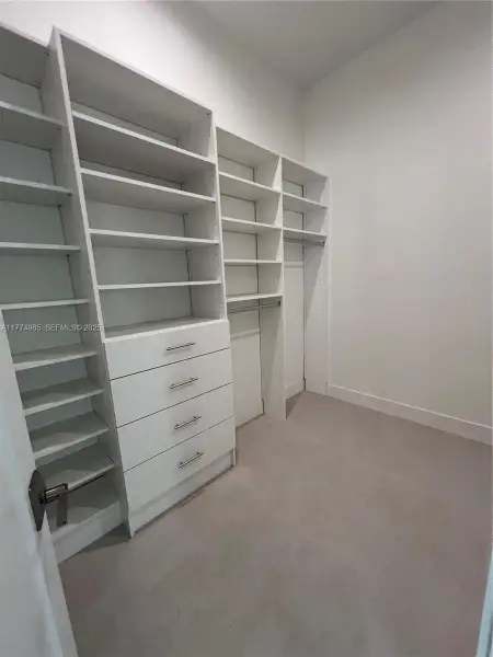 Spacious, unfurnished interior of a new home in , Hollywood (Image 18).