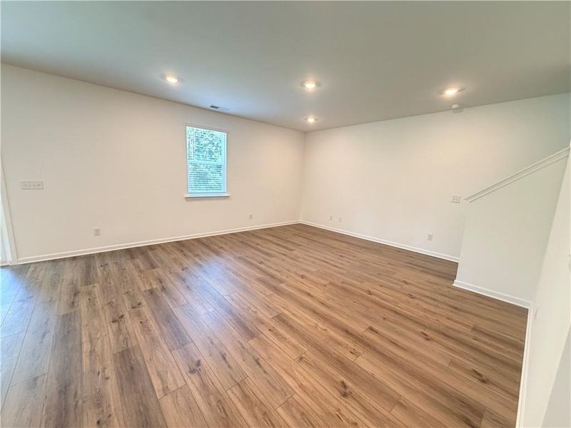 Spacious, unfurnished interior of a new home in Apalachee Hills, Bethlehem (Image 13).