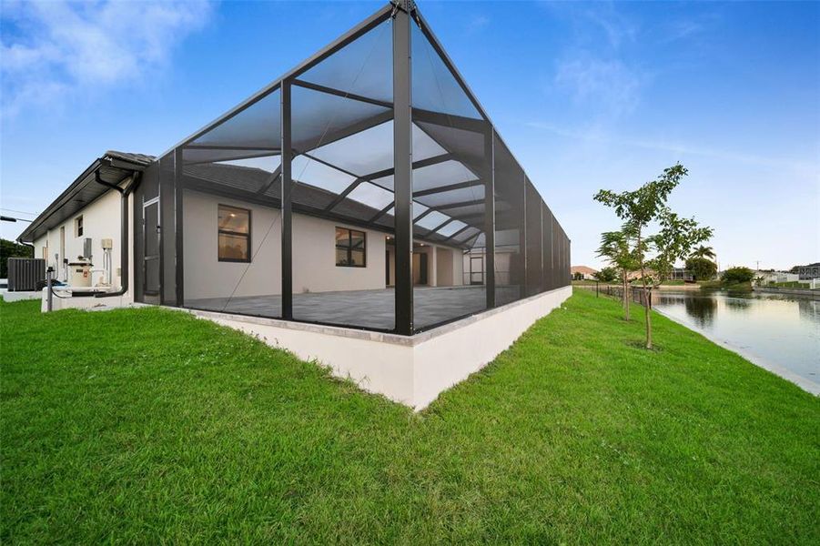 Exterior details and patio area of a home in , Cape Coral (Image 33).