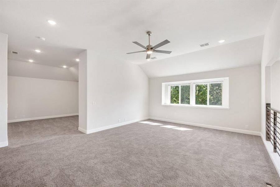 Spacious, unfurnished interior of a new home in Ridgepoint, Midlothian (Image 32). Spacious, unfurnished interior of a new home in Ridgepoint, Midlothian (Image 32).