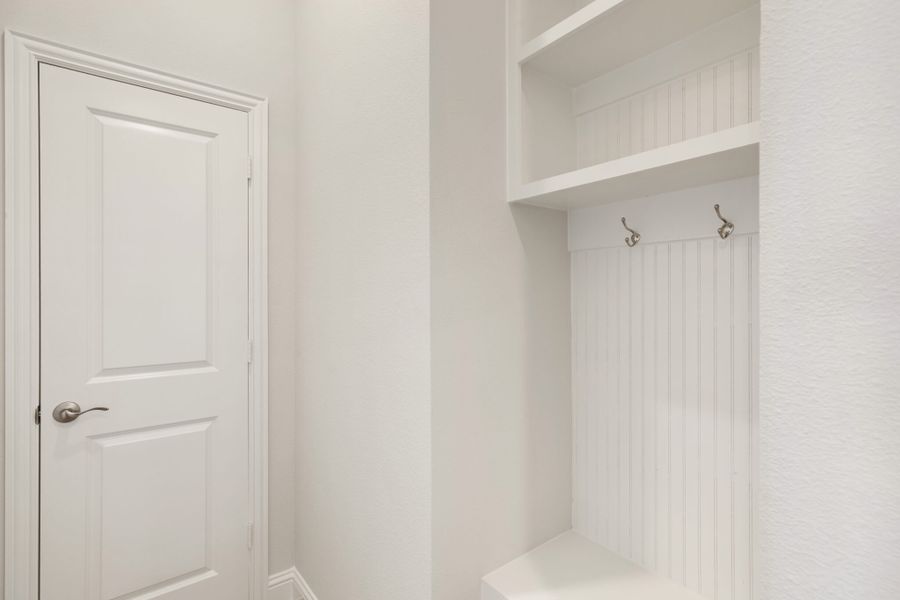 Furnished interior view inside a new home in Elevon, Lavon (Image 14).