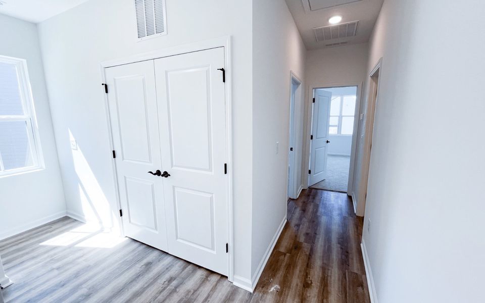 Spacious, unfurnished interior of a new home in Wendell Falls, Wendell (Image 12). Spacious, unfurnished interior of a new home in Wendell Falls, Wendell (Image 12).