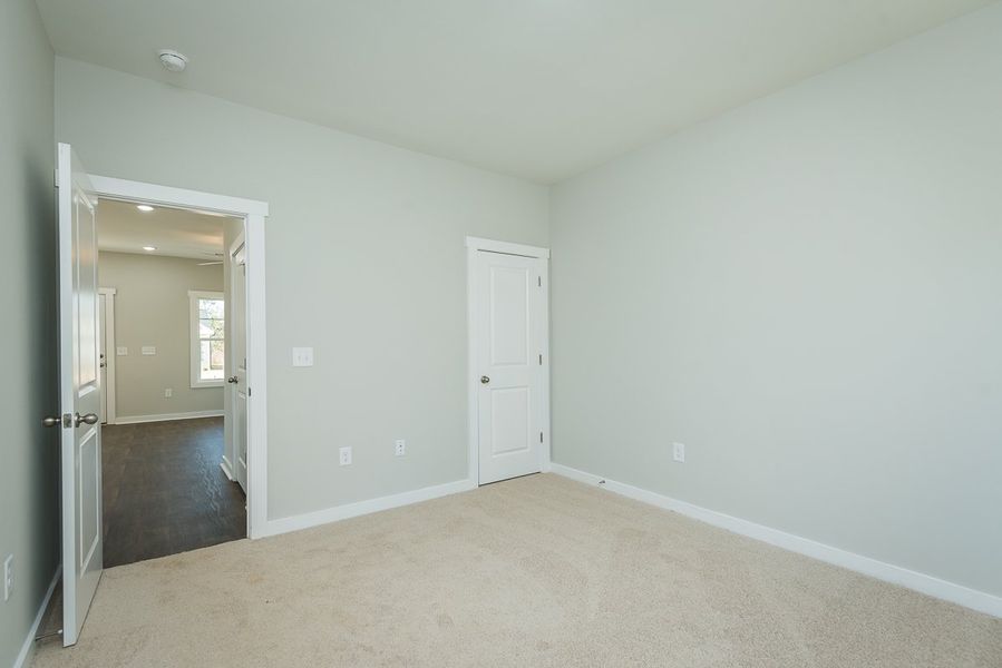 Representative unfurnished interior of a home built from the Thomas by Foundation Home Builders LLC in Pinnix Loop, Burlington (Image 21).