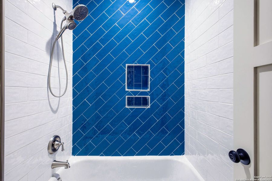 Close-up of interior finishes inside a home in , Bandera (Image 20).