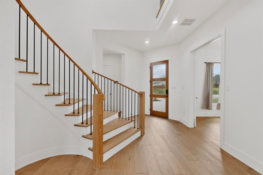 Spacious, unfurnished interior of a new home in The Homestead - 62', Rockwall (Image 21). Spacious, unfurnished interior of a new home in The Homestead - 62', Rockwall (Image 21).