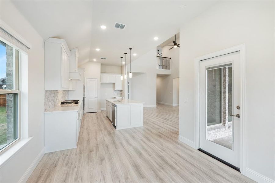 Furnished interior view inside a new home in Star Ranch, Godley (Image 9).