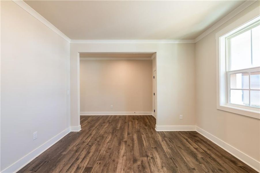 Spacious, unfurnished interior of a new home in Cambridge at Steels Bridge, Canton (Image 15).