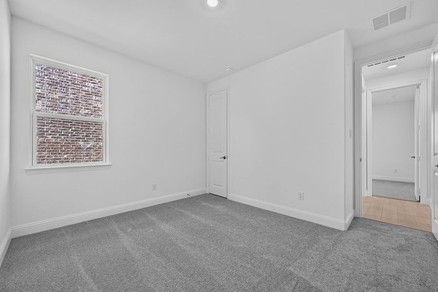 Spacious, unfurnished interior of a new home in South Oak, Lakewood Village (Image 24).