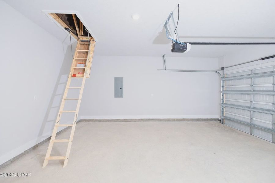 Spacious, unfurnished interior of a new home in Parkbrook, Panama City (Image 12).