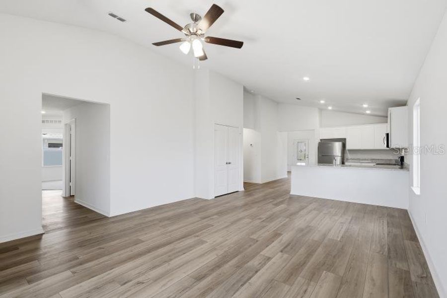 Spacious, unfurnished interior of a new home in Palm Coast, Palm Coast (Image 26).