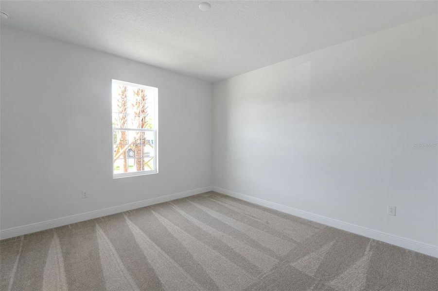 Spacious, unfurnished interior of a new home in Angeline, Land O' Lakes (Image 36).