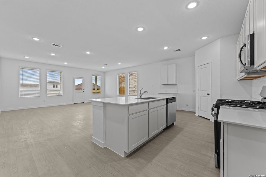 Furnished interior view inside a new home in Grace Valley, Marion (Image 9).