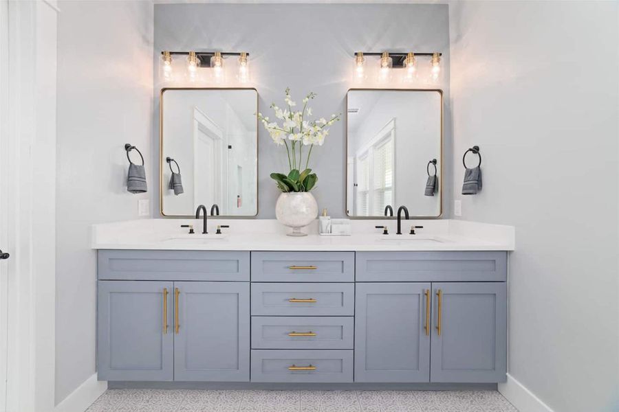 Furnished interior view inside a new home in , Galveston (Image 12).