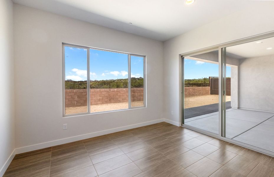 Spacious, unfurnished interior of a new home in Vistoso Canyon Estates, Oro Valley (Image 14). Spacious, unfurnished interior of a new home in Vistoso Canyon Estates, Oro Valley (Image 14).