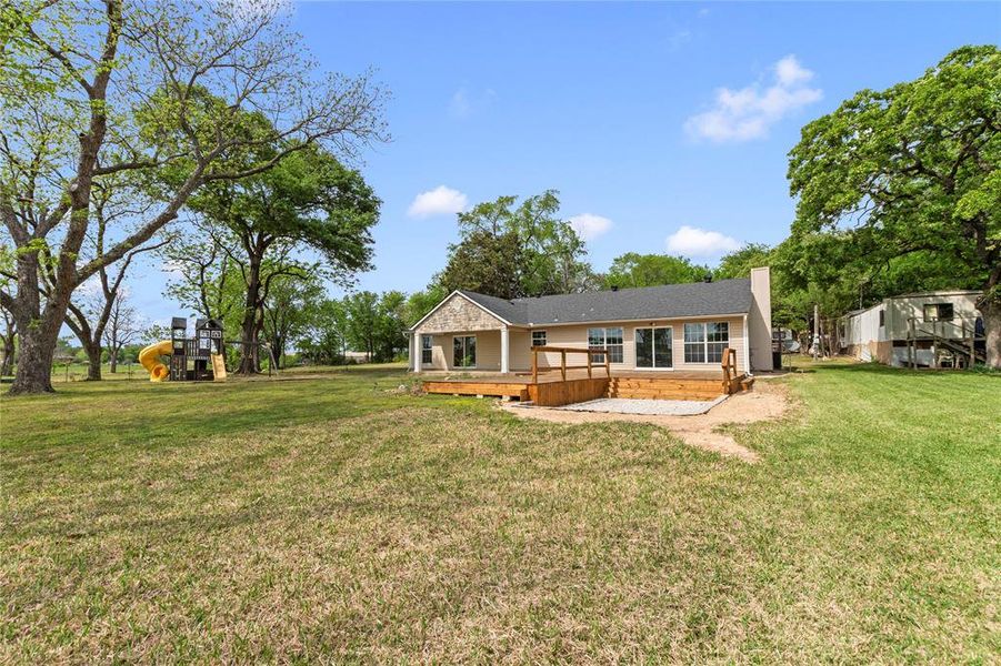 Exterior details and patio area of a home in , Gun Barrel City (Image 17).