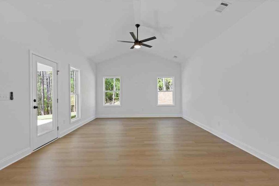 Spacious, unfurnished interior of a new home in , Covington (Image 12).