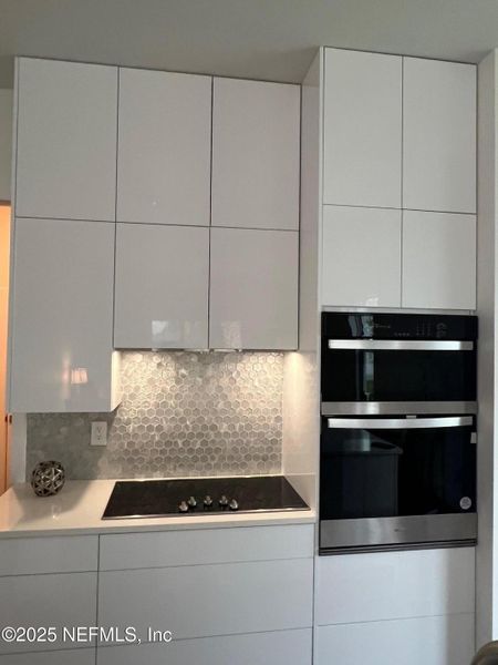 Image 42 of a home in .