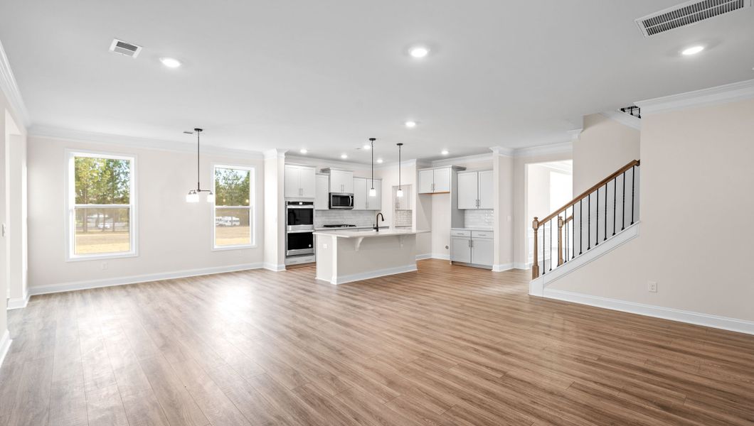 Representative unfurnished interior of a home built from the HAMPSHIRE by D.R. Horton in Whitehawk Meadows, Travelers Rest (Image 17).