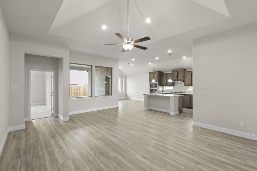 Spacious, unfurnished interior of a new home in River Ranch, Van Alstyne (Image 19). Spacious, unfurnished interior of a new home in River Ranch, Van Alstyne (Image 19).