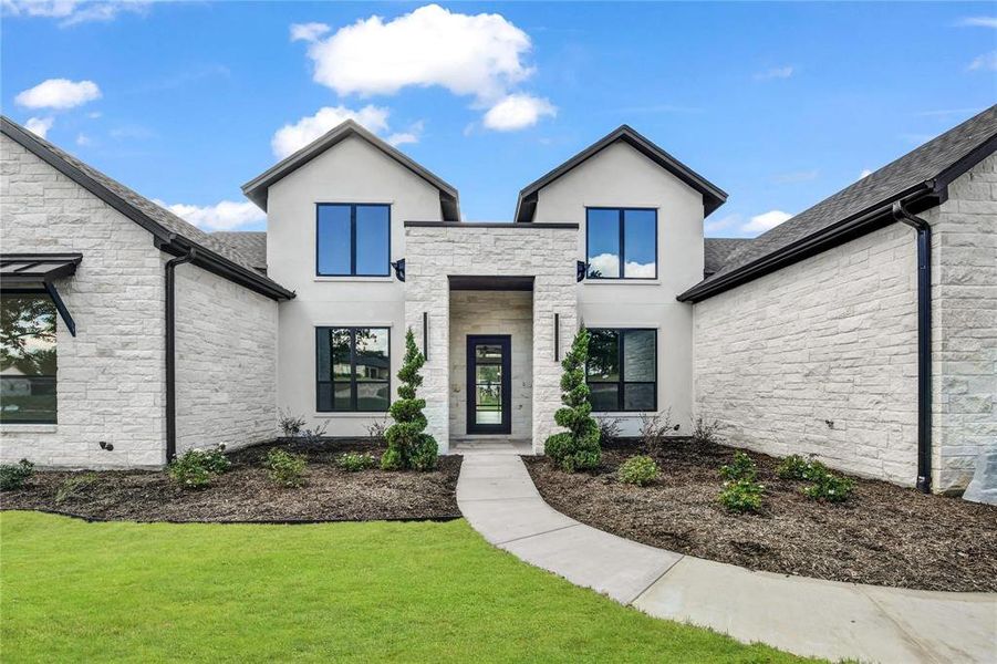 Front exterior of a new home in , Weatherford, TX, highlighting curb appeal (Image 1). Front exterior of a new home in , Weatherford, TX, highlighting curb appeal (Image 1).
