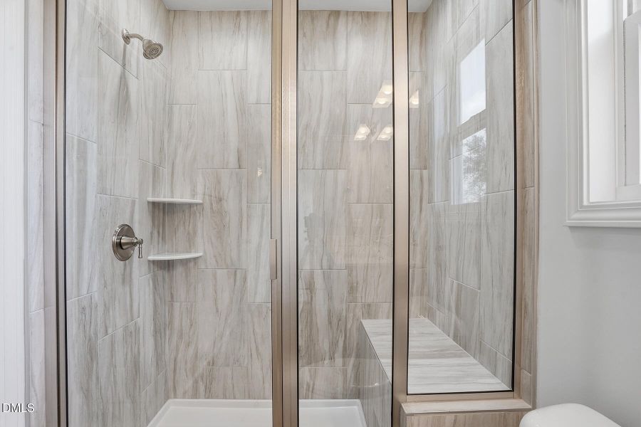 218 Rae St-79 218 Rae St-79