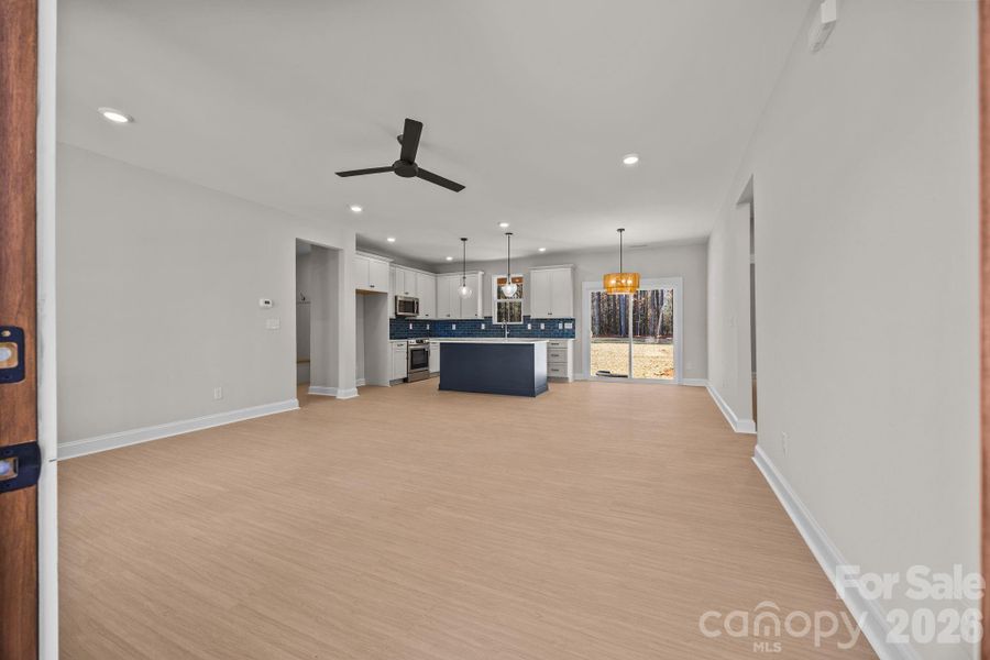 Spacious, unfurnished interior of a new home in , Lincolnton (Image 33).