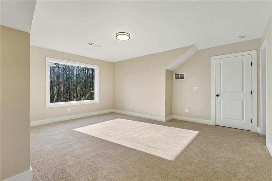 Spacious, unfurnished interior of a new home in , Ellijay (Image 21).