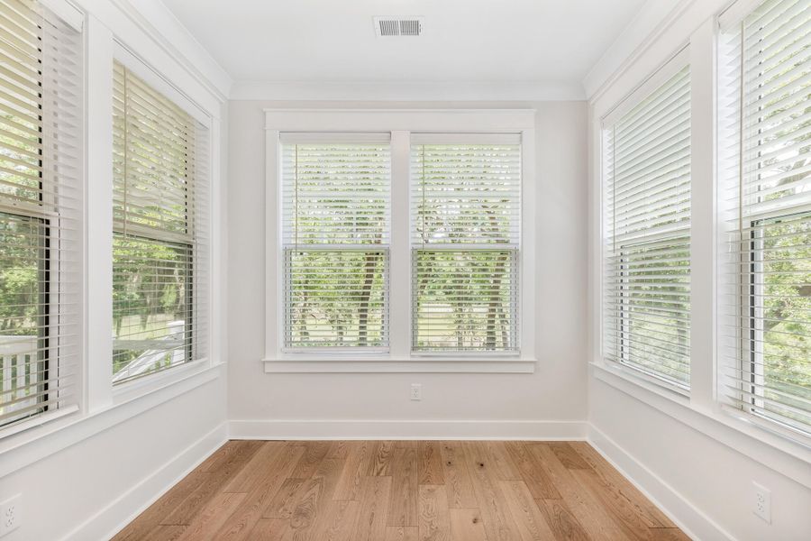 Spacious, unfurnished interior of a new home in Central Park, James Island (Image 12).