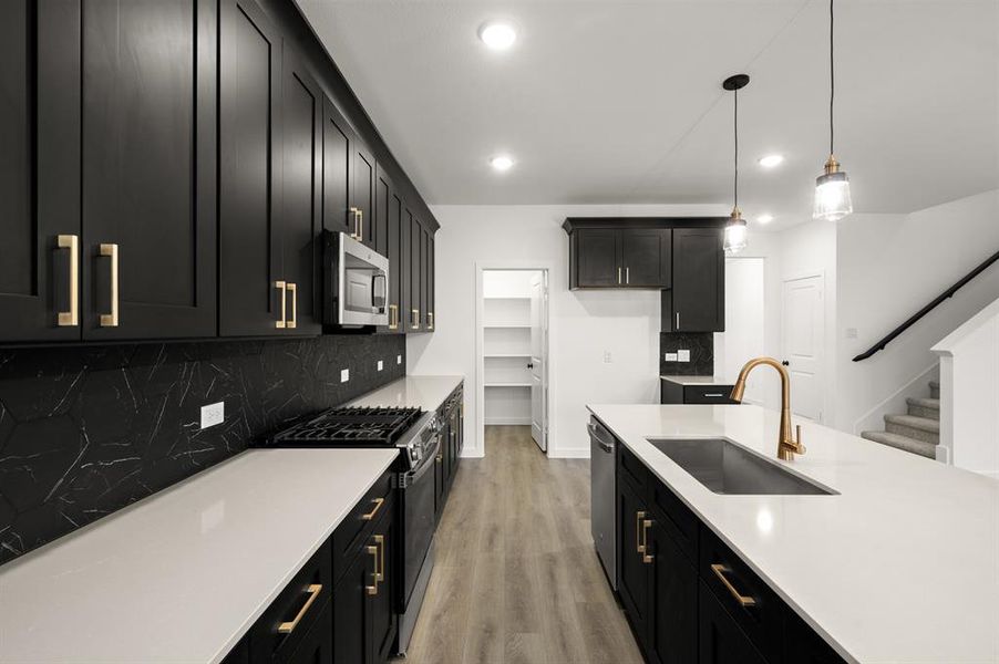 681 Tyronza- Kitchen-3