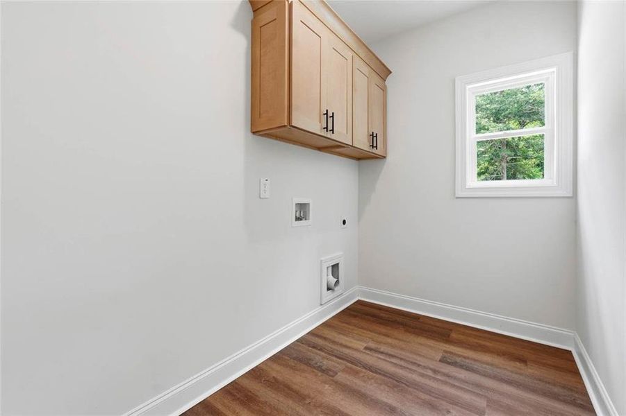 Spacious, unfurnished interior of a new home in , Douglasville (Image 29). Spacious, unfurnished interior of a new home in , Douglasville (Image 29).